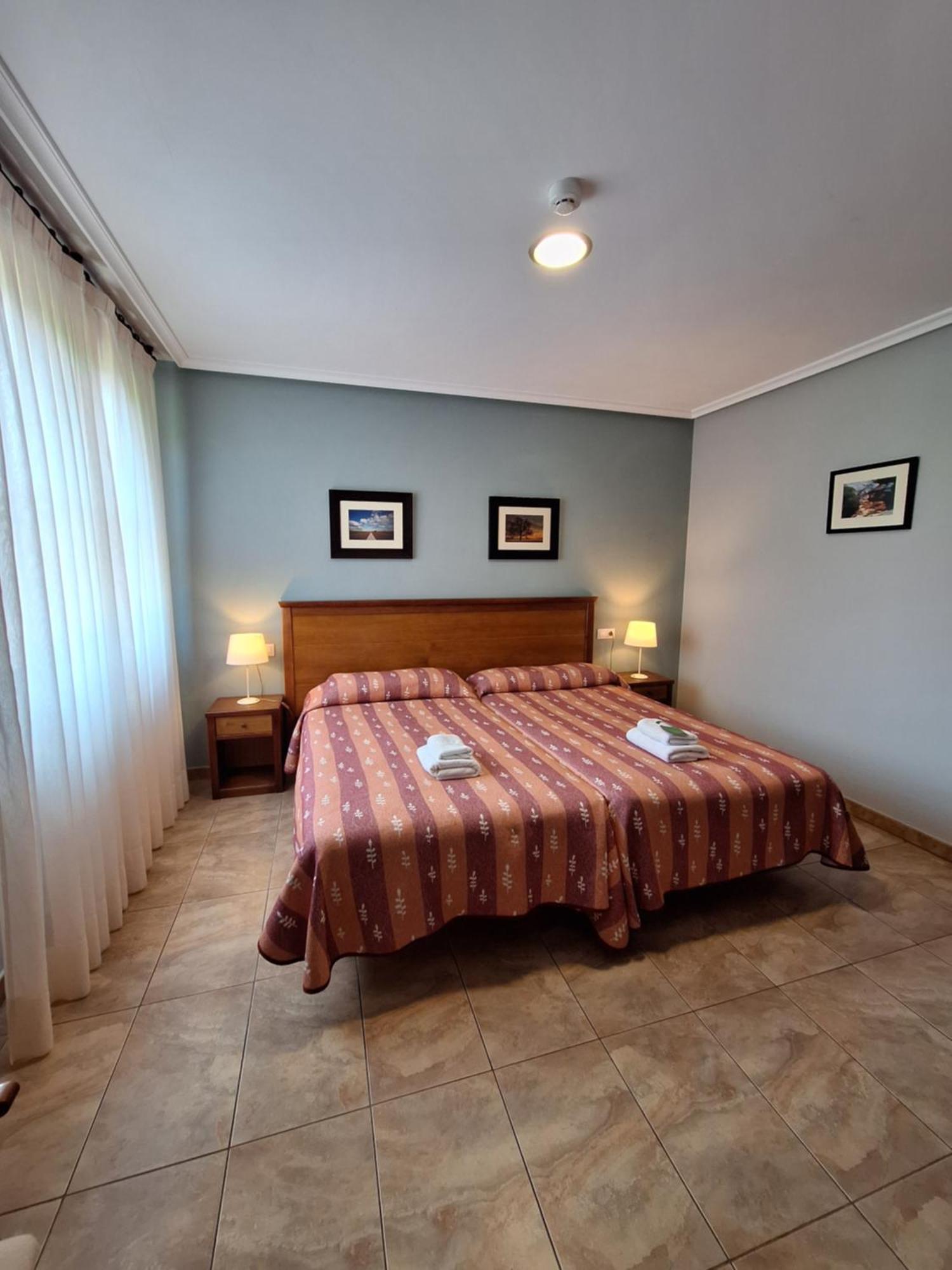 Hostal Europa San Roque del Acebal ภายนอก รูปภาพ
