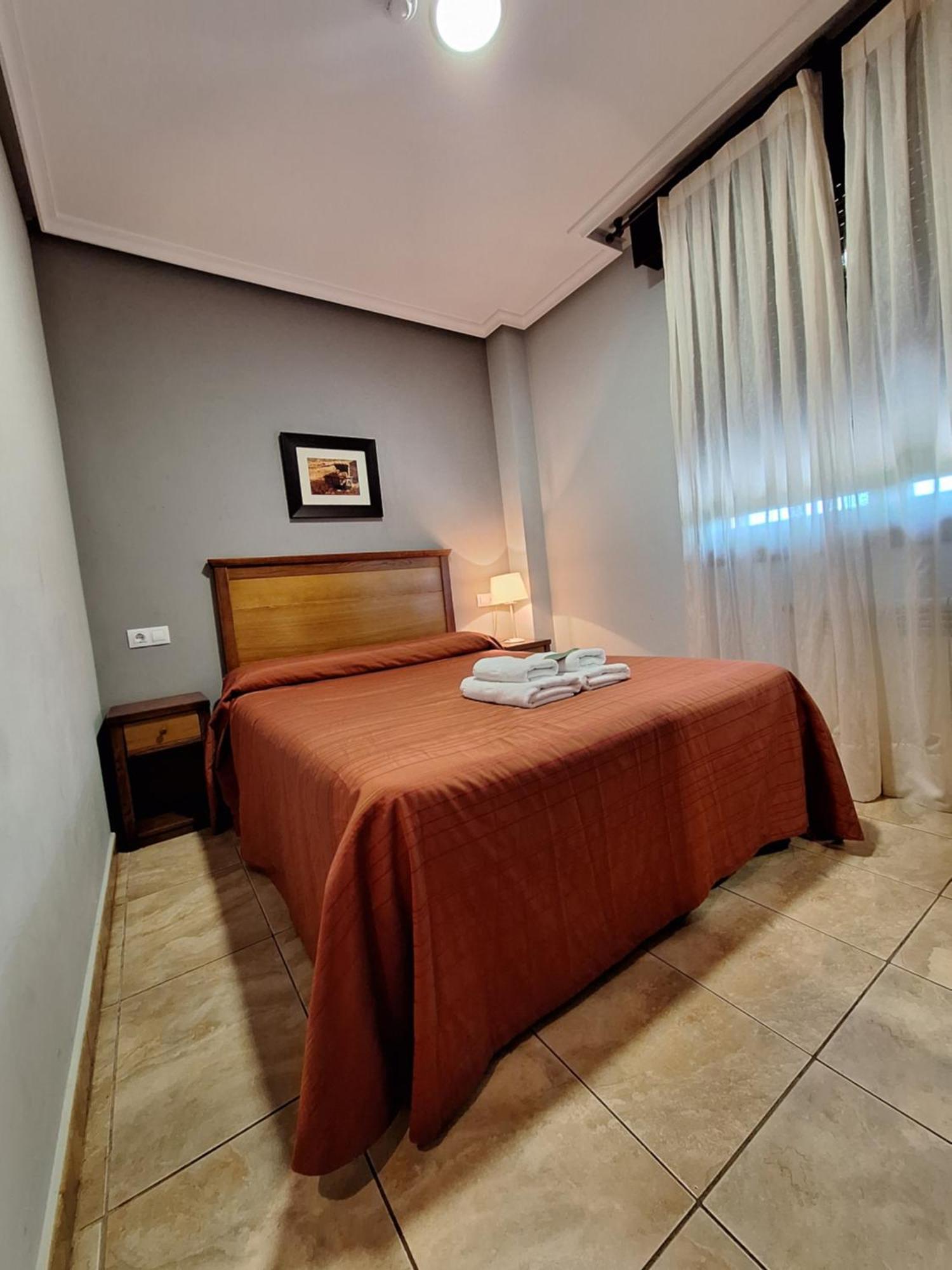 Hostal Europa San Roque del Acebal ภายนอก รูปภาพ