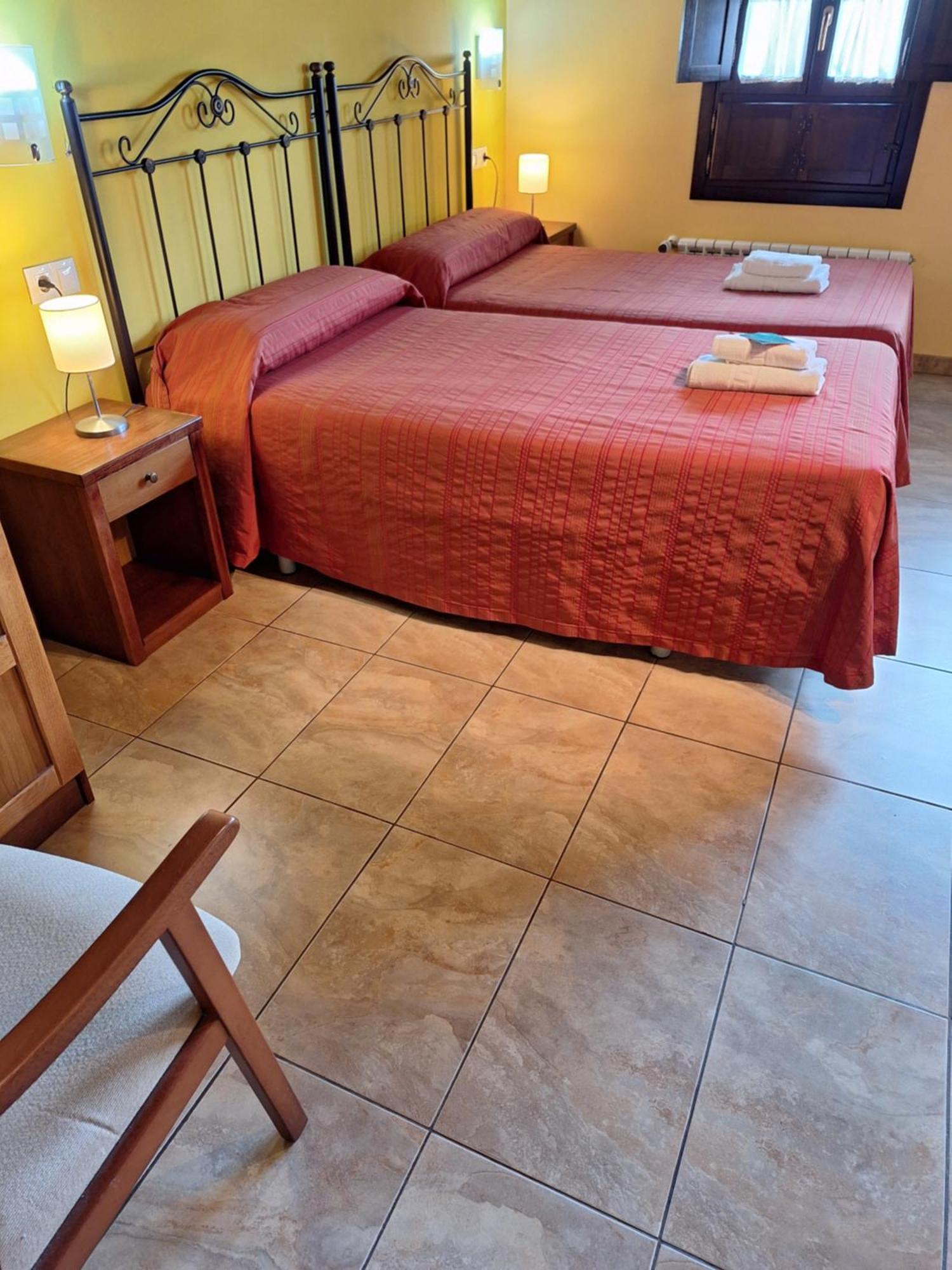 Hostal Europa San Roque del Acebal ภายนอก รูปภาพ