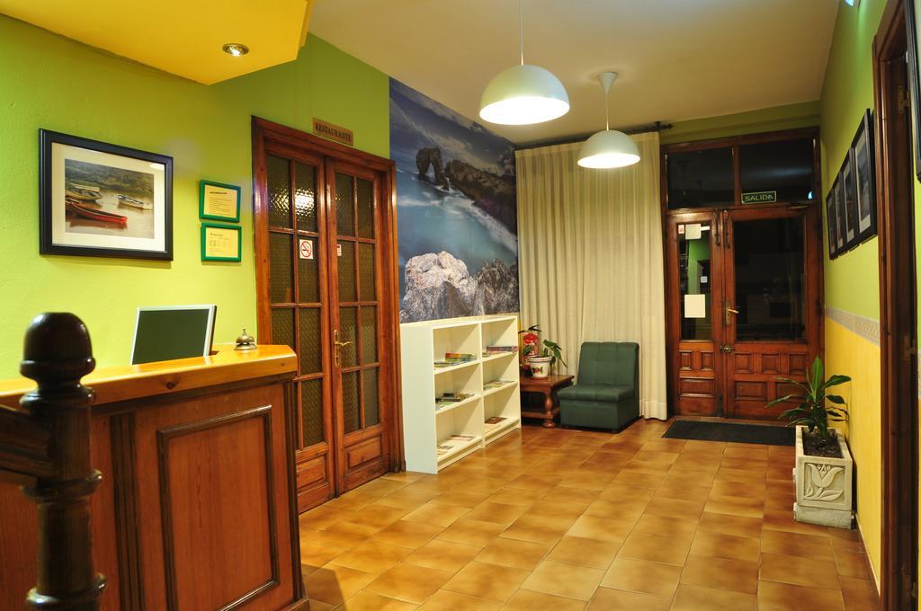 Hostal Europa San Roque del Acebal ภายนอก รูปภาพ