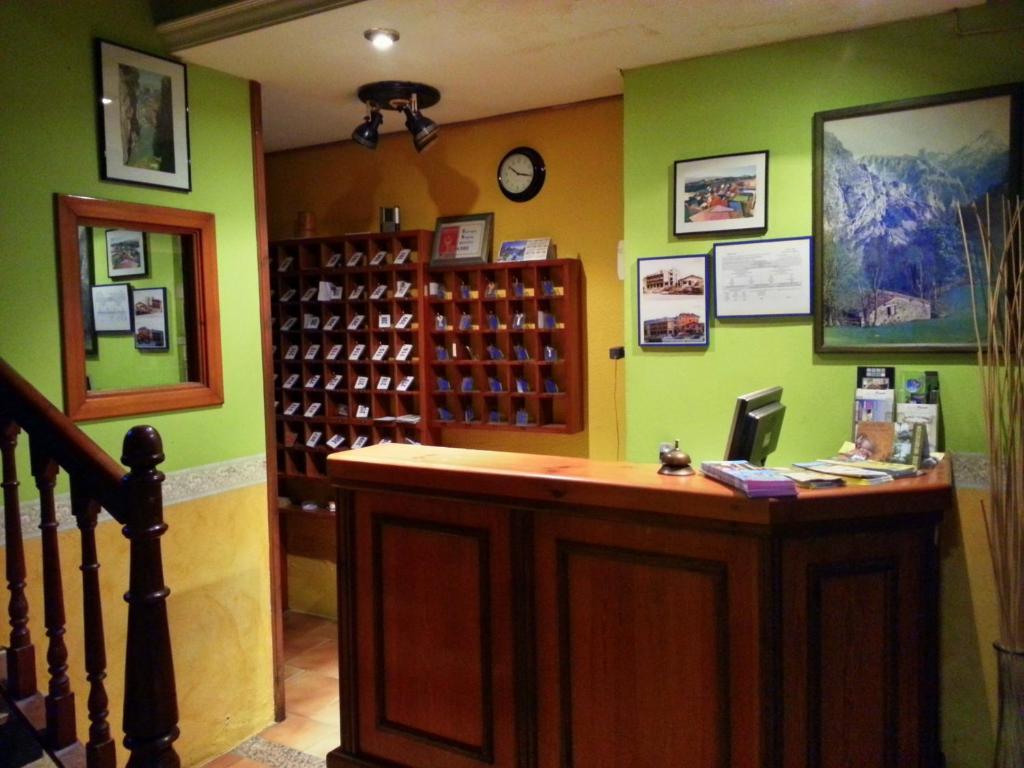 Hostal Europa San Roque del Acebal ภายนอก รูปภาพ