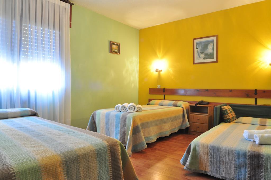 Hostal Europa San Roque del Acebal ภายนอก รูปภาพ