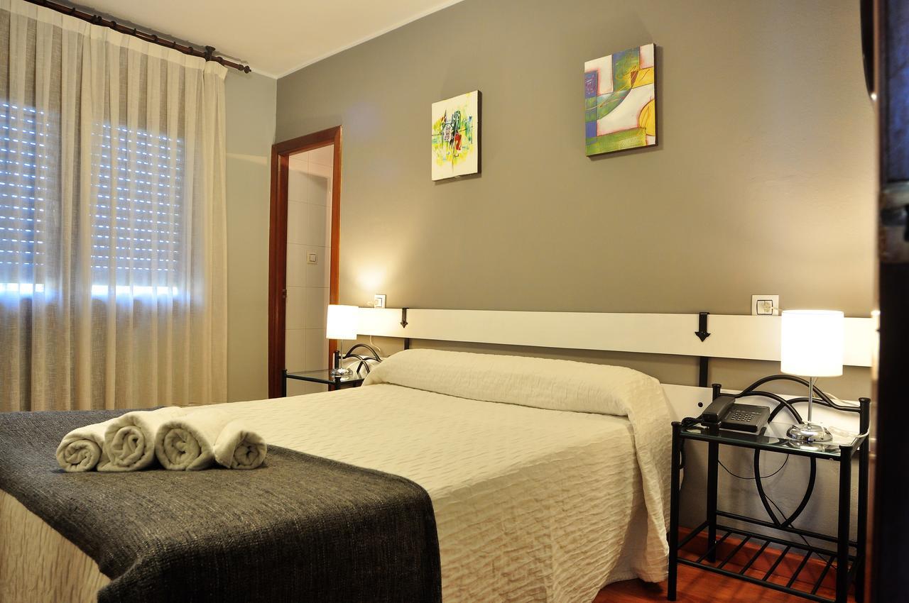 Hostal Europa San Roque del Acebal ภายนอก รูปภาพ